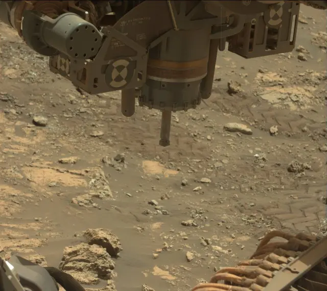 Sol 2668: Mast Camera (Mastcam)