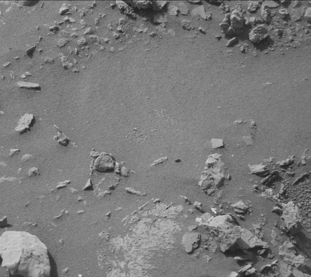 Sol 2669: Mast Camera (Mastcam)