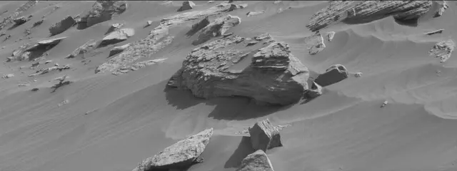 Sol 2671: Mast Camera (Mastcam)