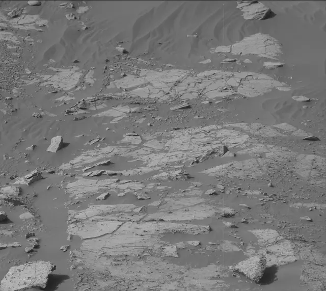 Sol 2671: Mast Camera (Mastcam)