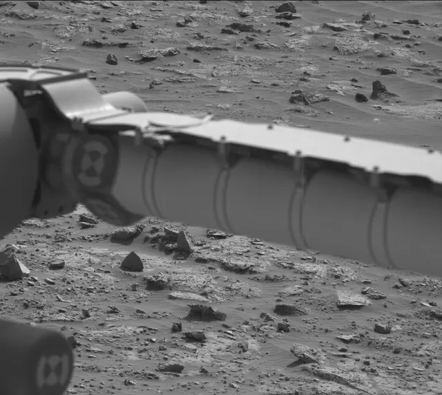 Sol 2671: Mast Camera (Mastcam)