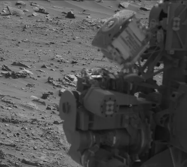 Sol 2671: Mast Camera (Mastcam)
