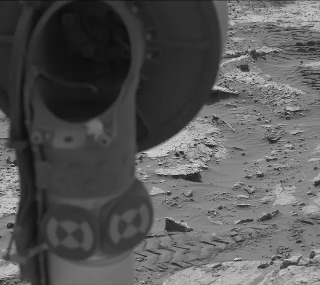 Sol 2671: Mast Camera (Mastcam)