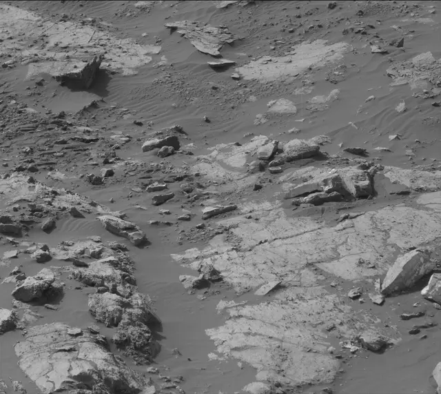 Sol 2671: Mast Camera (Mastcam)
