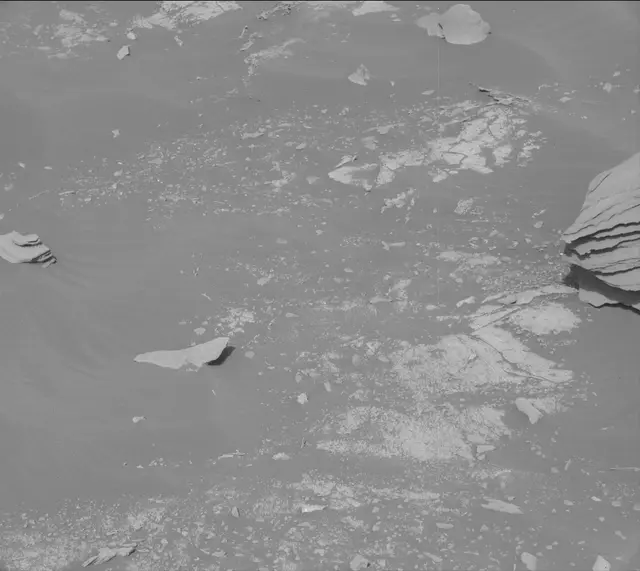 Sol 2671: Mast Camera (Mastcam)