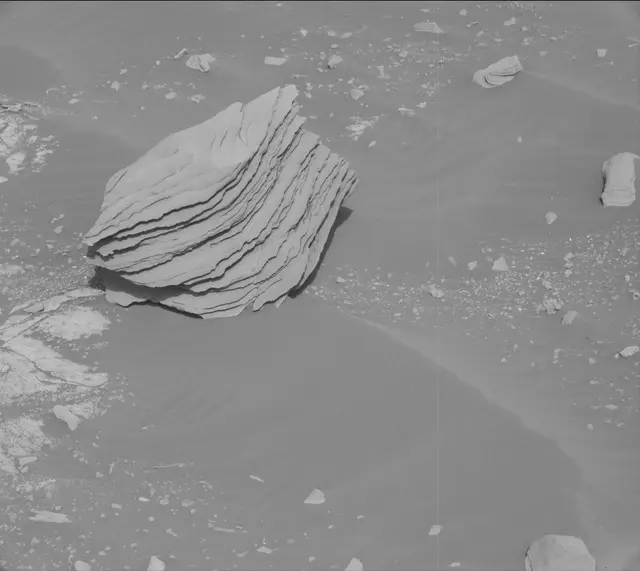 Sol 2671: Mast Camera (Mastcam)