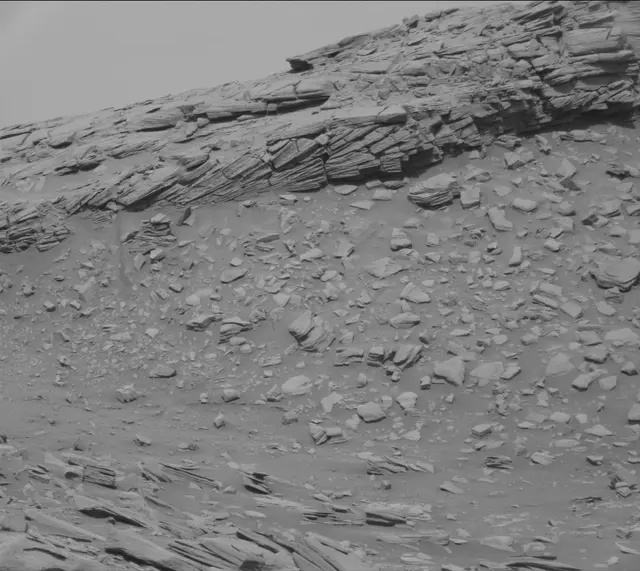 Sol 2671: Mast Camera (Mastcam)