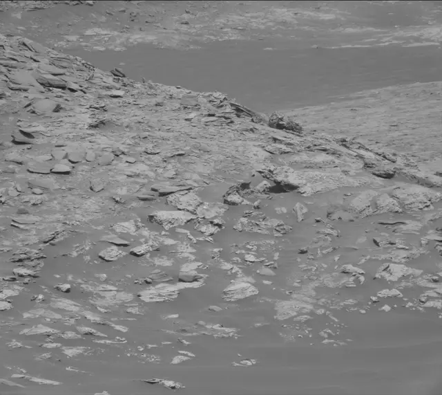 Sol 2671: Mast Camera (Mastcam)