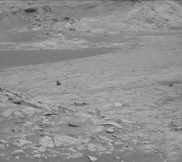 Sol 2671: Mast Camera (Mastcam)