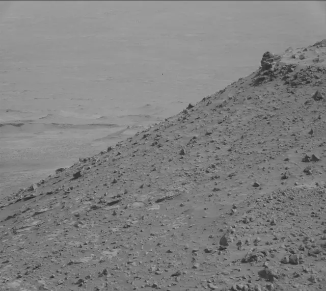 Sol 2671: Mast Camera (Mastcam)