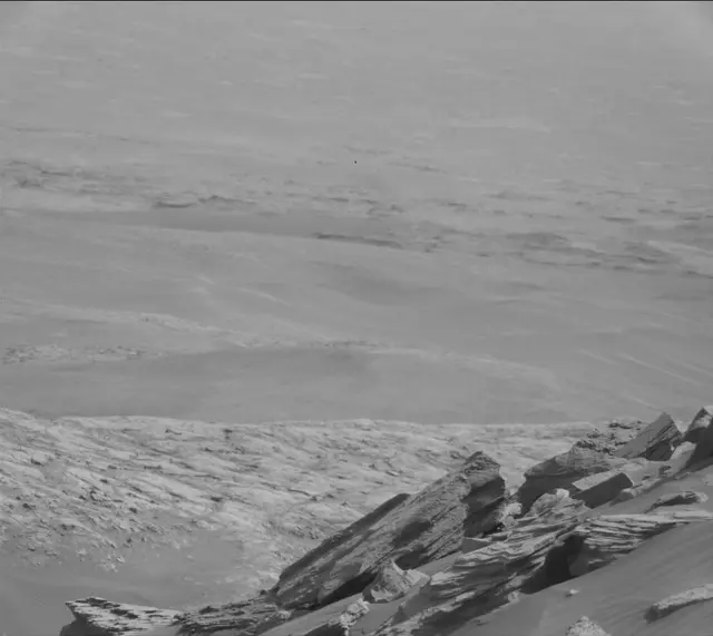 Sol 2671: Mast Camera (Mastcam)
