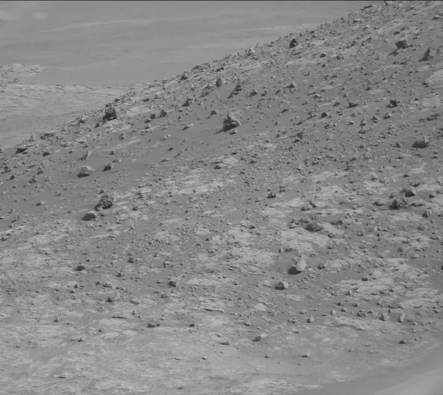 Sol 2671: Mast Camera (Mastcam)
