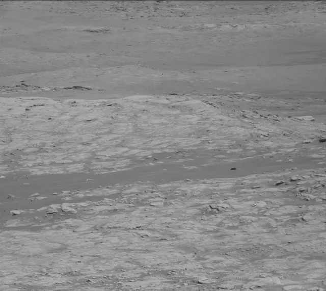 Sol 2671: Mast Camera (Mastcam)
