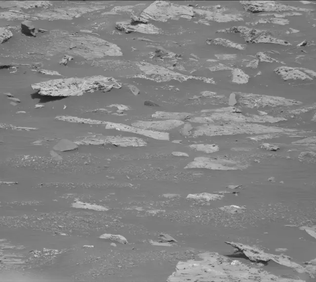 Sol 2671: Mast Camera (Mastcam)