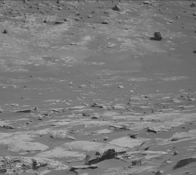 Sol 2671: Mast Camera (Mastcam)