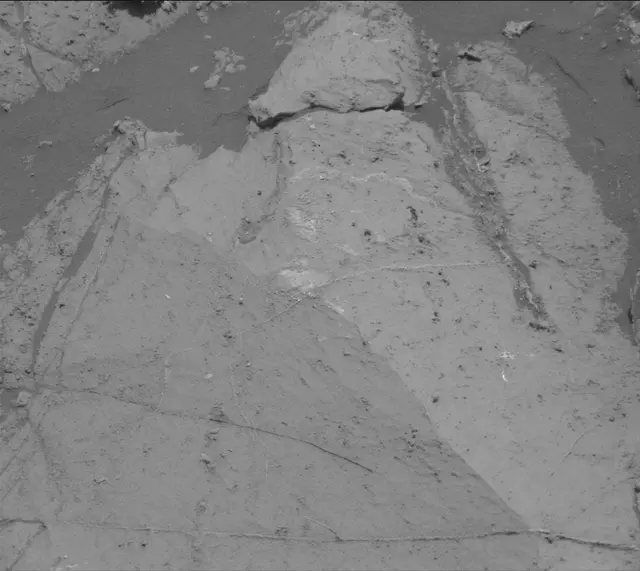 Sol 2675: Mast Camera (Mastcam)