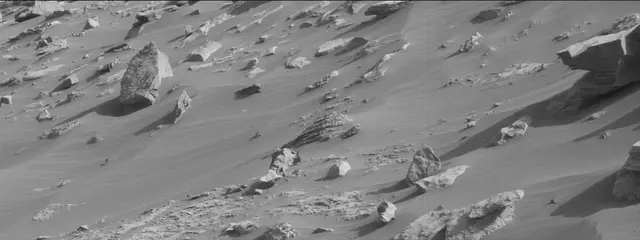 Sol 2679: Mast Camera (Mastcam)