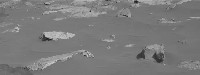 Sol 2679: Mast Camera (Mastcam)