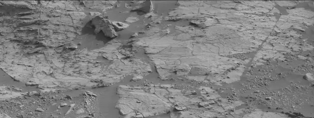 Sol 2679: Mast Camera (Mastcam)