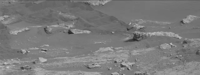 Sol 2679: Mast Camera (Mastcam)