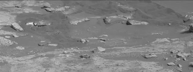 Sol 2679: Mast Camera (Mastcam)
