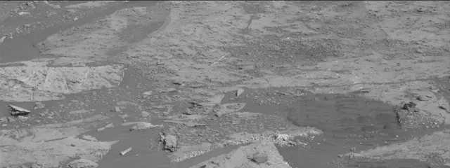 Sol 2679: Mast Camera (Mastcam)