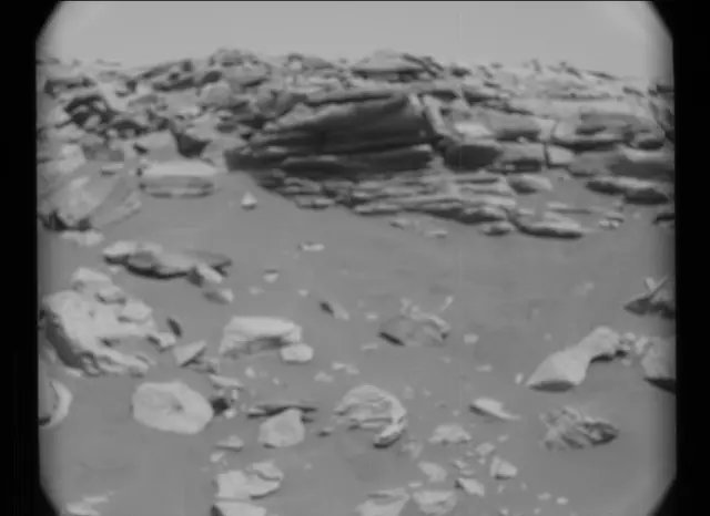 Sol 2679: Mast Camera (Mastcam)