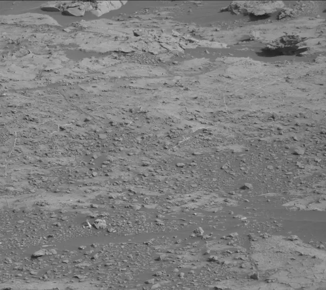 Sol 2679: Mast Camera (Mastcam)