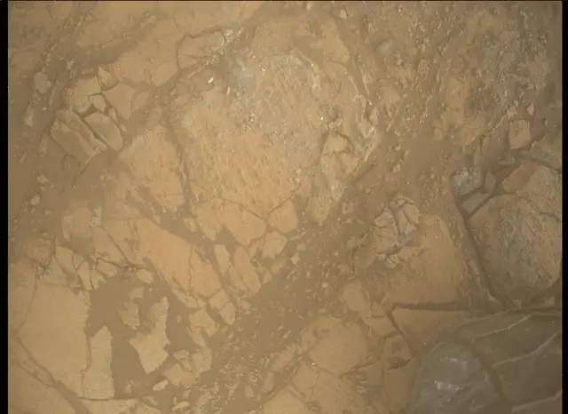 Sol 2679: Mars Descent Imager (MARDI)