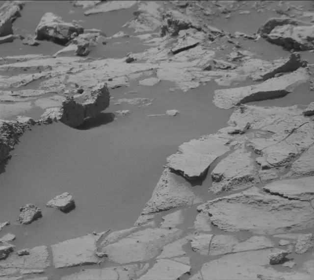 Sol 2680: Mast Camera (Mastcam)