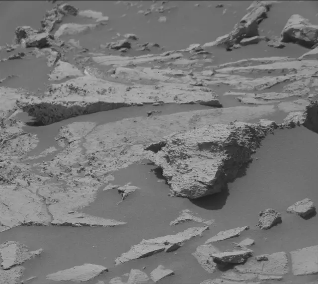 Sol 2680: Mast Camera (Mastcam)