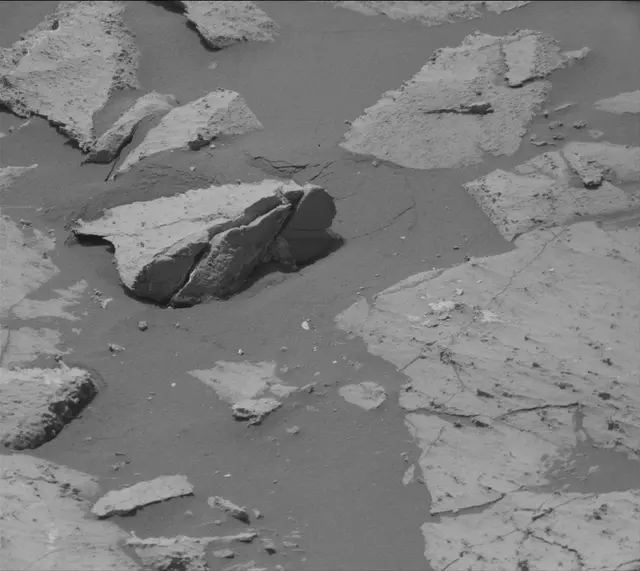 Sol 2680: Mast Camera (Mastcam)