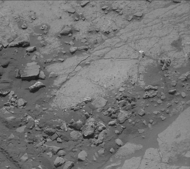 Sol 2680: Mast Camera (Mastcam)