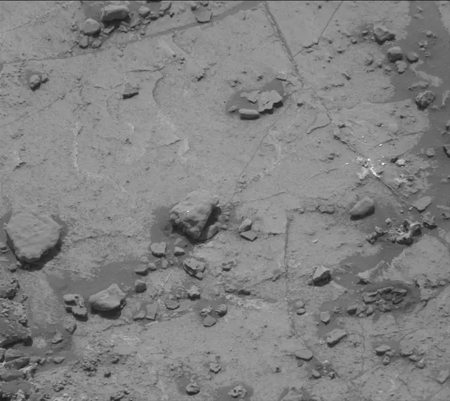 Sol 2680: Mast Camera (Mastcam)