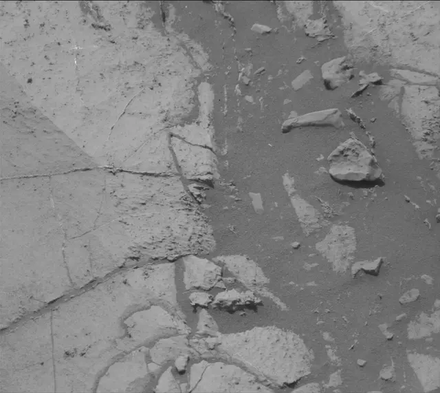 Sol 2680: Mast Camera (Mastcam)