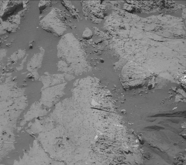 Sol 2680: Mast Camera (Mastcam)