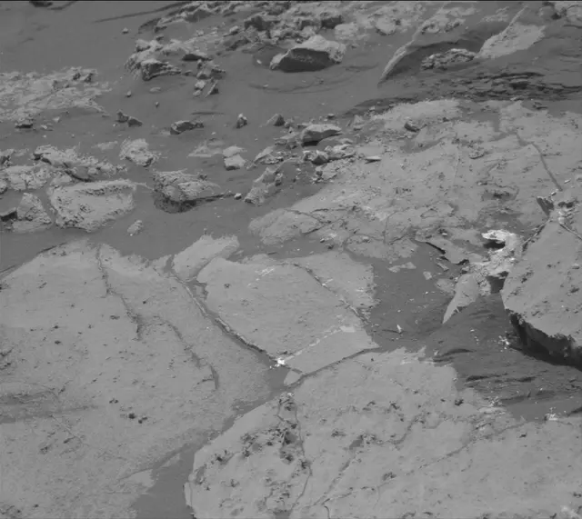 Sol 2680: Mast Camera (Mastcam)