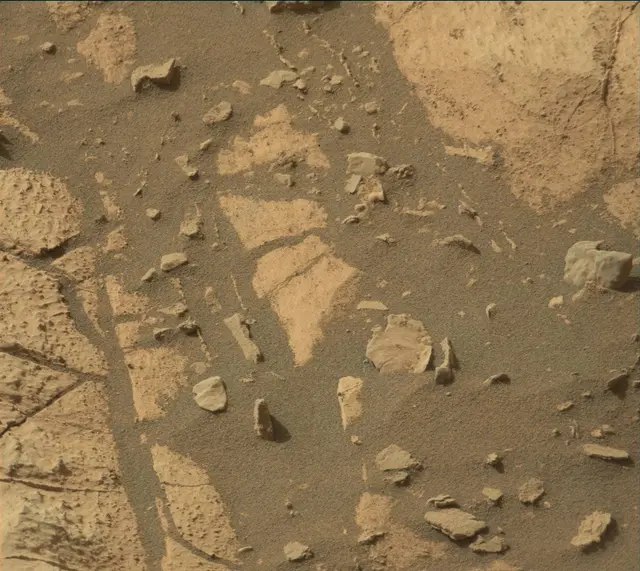 Sol 2683: Mast Camera (Mastcam)