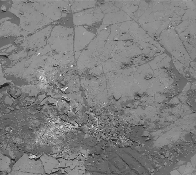 Sol 2686: Mast Camera (Mastcam)