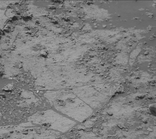 Sol 2686: Mast Camera (Mastcam)