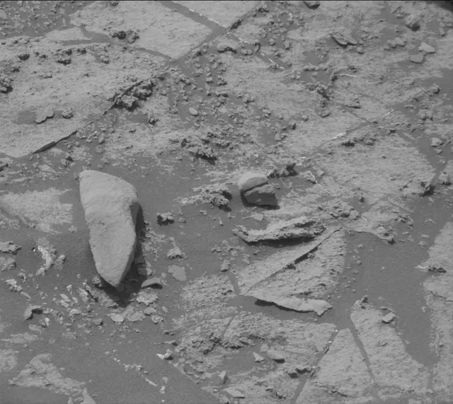 Sol 2686: Mast Camera (Mastcam)