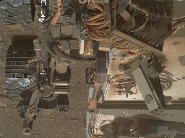 Sol 2687: Mars Hand Lens Imager (MAHLI)