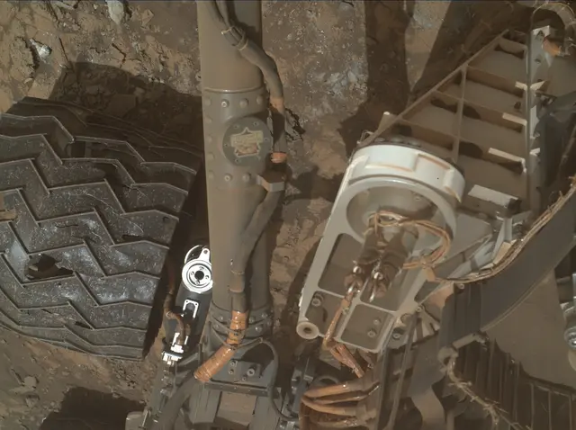Sol 2687: Mars Hand Lens Imager (MAHLI)