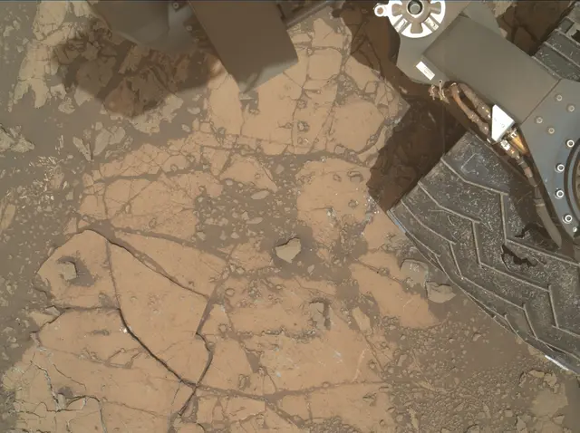 Sol 2687: Mars Hand Lens Imager (MAHLI)