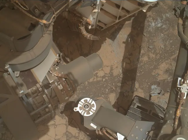 Sol 2687: Mars Hand Lens Imager (MAHLI)
