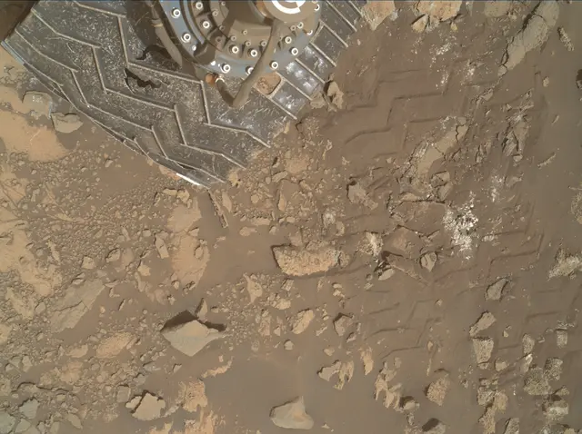 Sol 2687: Mars Hand Lens Imager (MAHLI)