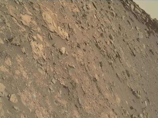Sol 2687: Mars Hand Lens Imager (MAHLI)
