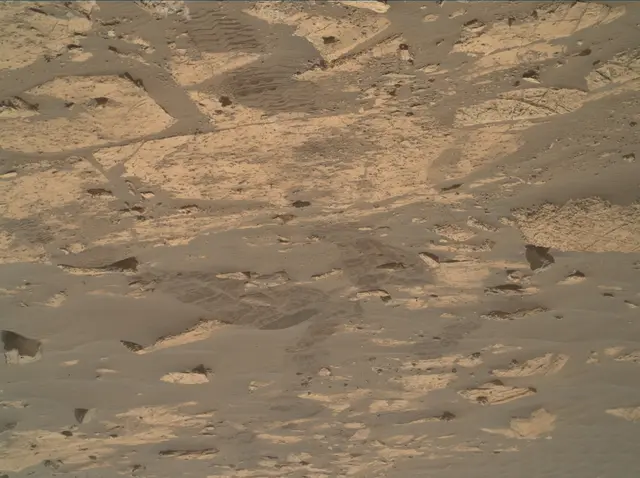 Sol 2687: Mars Hand Lens Imager (MAHLI)