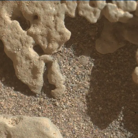 Sol 2687: Mars Hand Lens Imager (MAHLI)