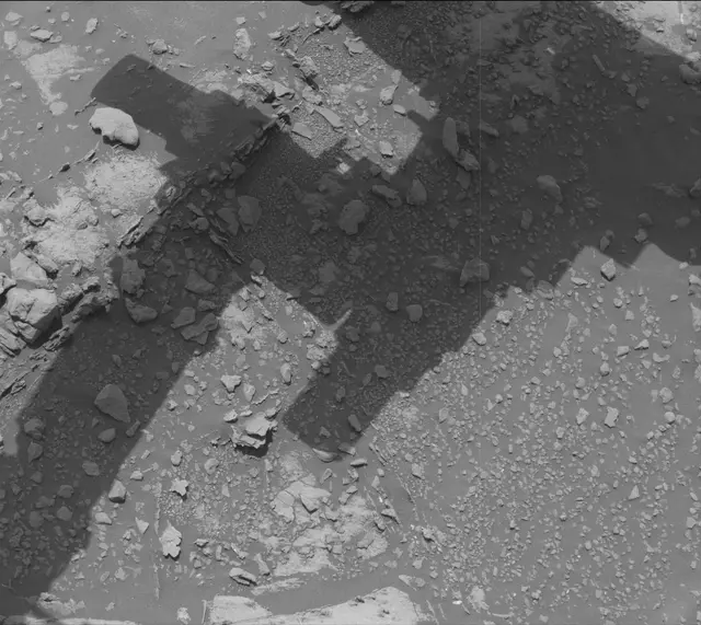 Sol 2688: Mast Camera (Mastcam)